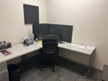 L Desk - Adjustable