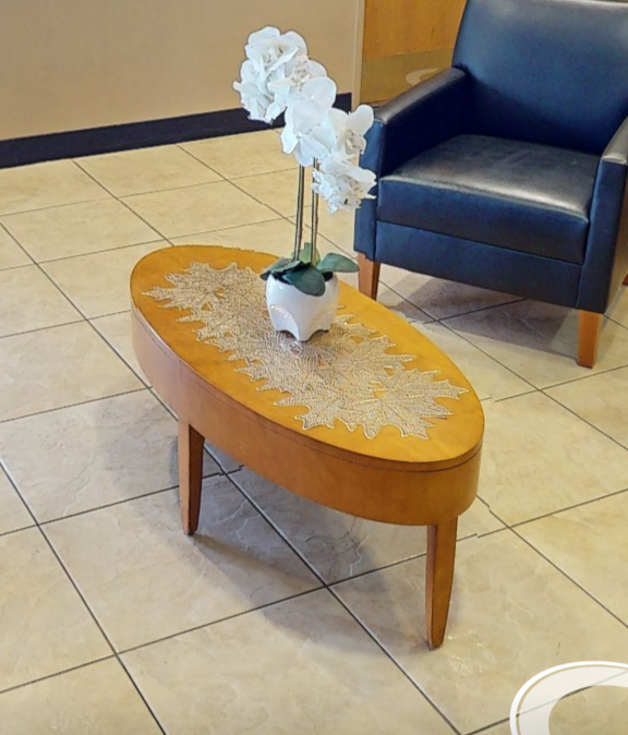 Oval coffee table