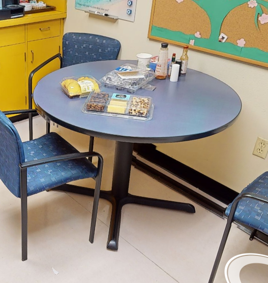 Round meeting table