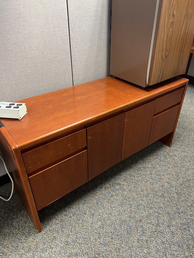 desk with drawers 
