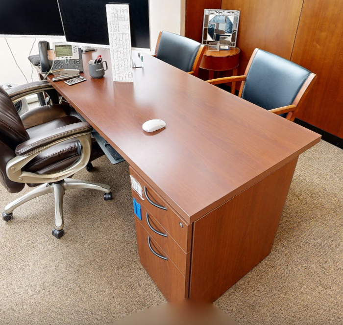 Classic desk