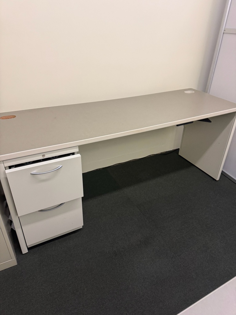 Cubicle printer tables
