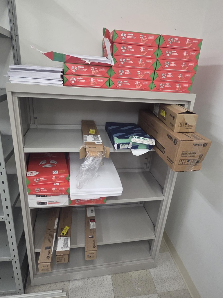 Metal shelf - 4 high