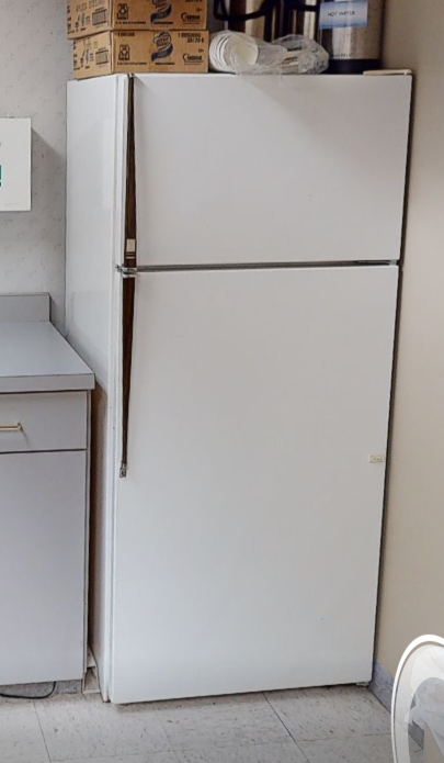 Refridgerator, wht