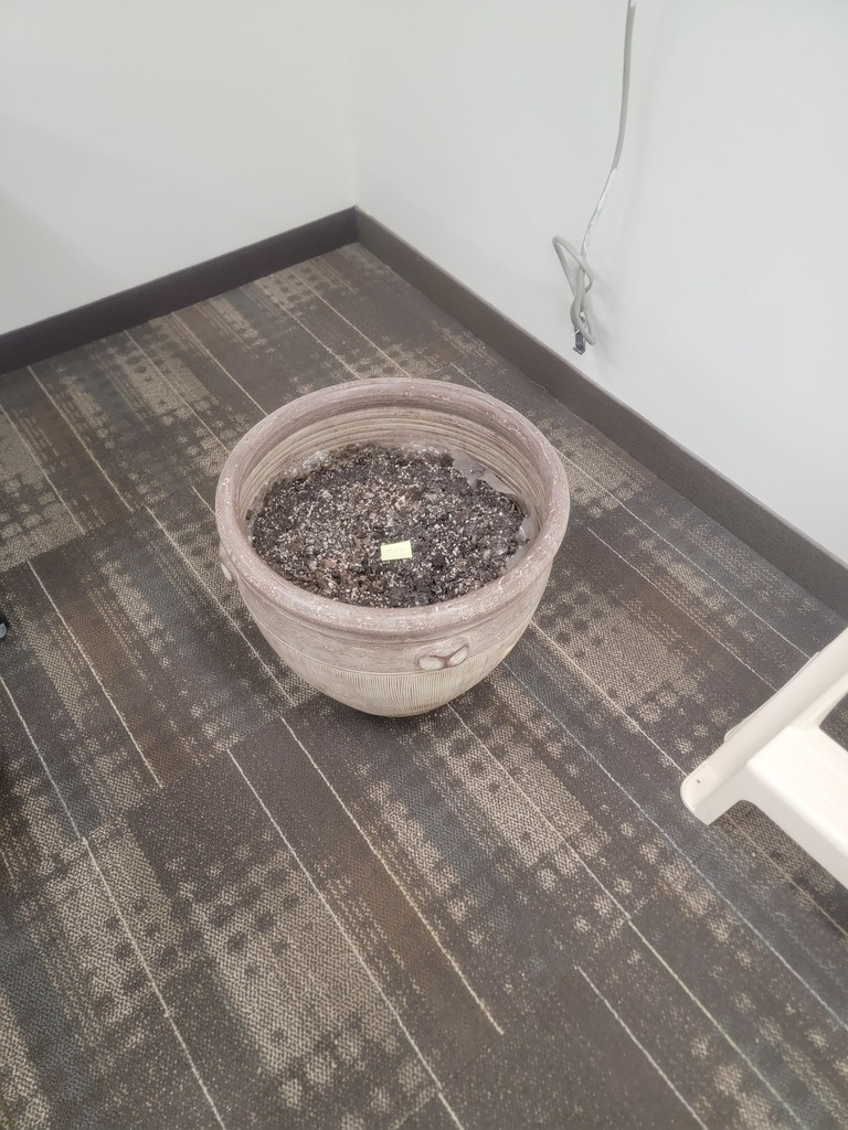 Flower pot