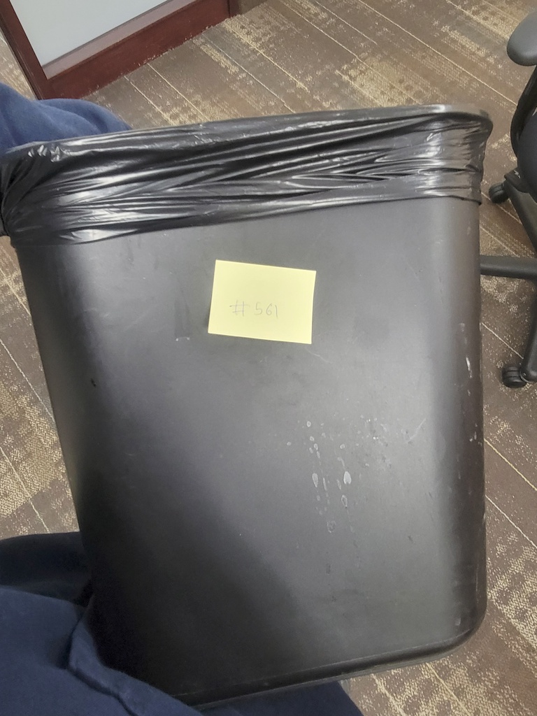 Trash bin