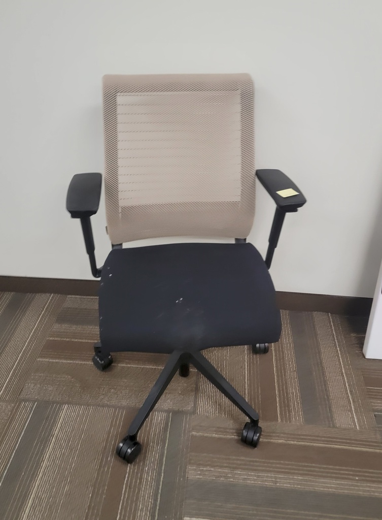 Office chair beige/black