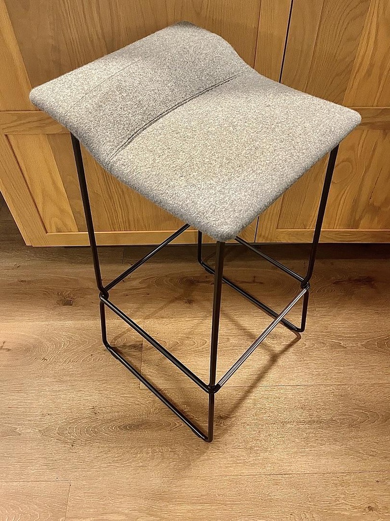 Stool - 31 H Viccarbe