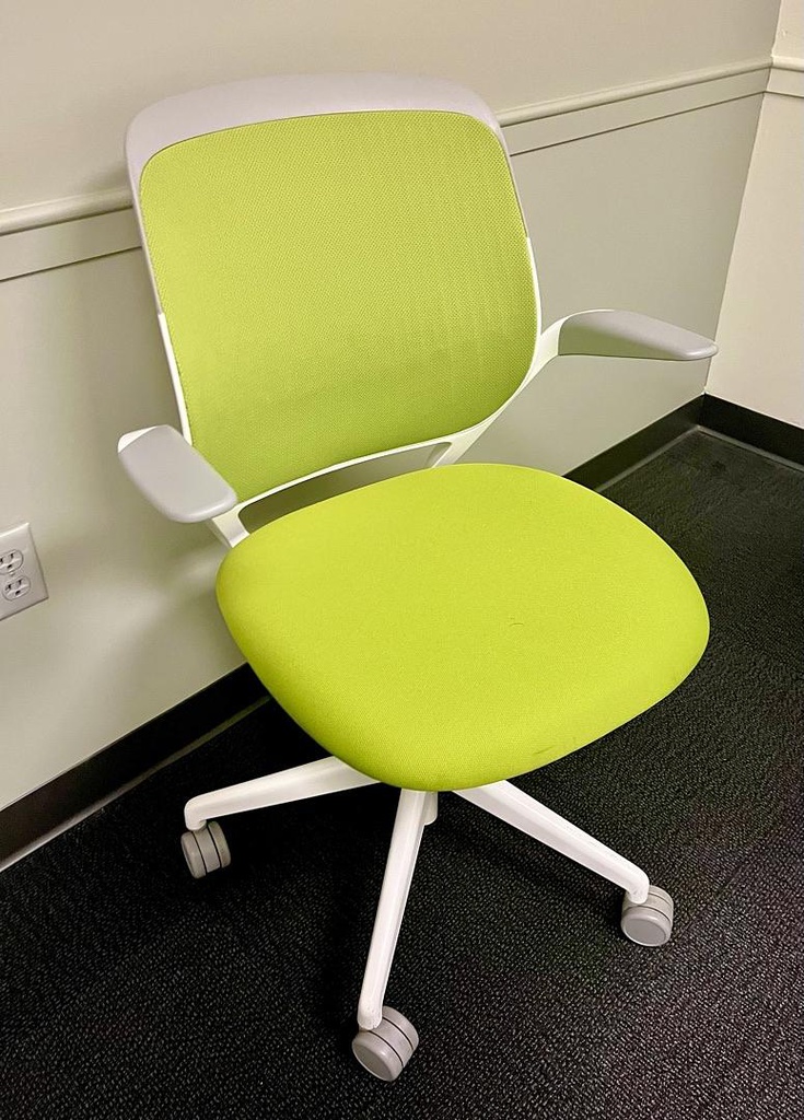 Task Chair Cobi - green, arctic white, platinum trim