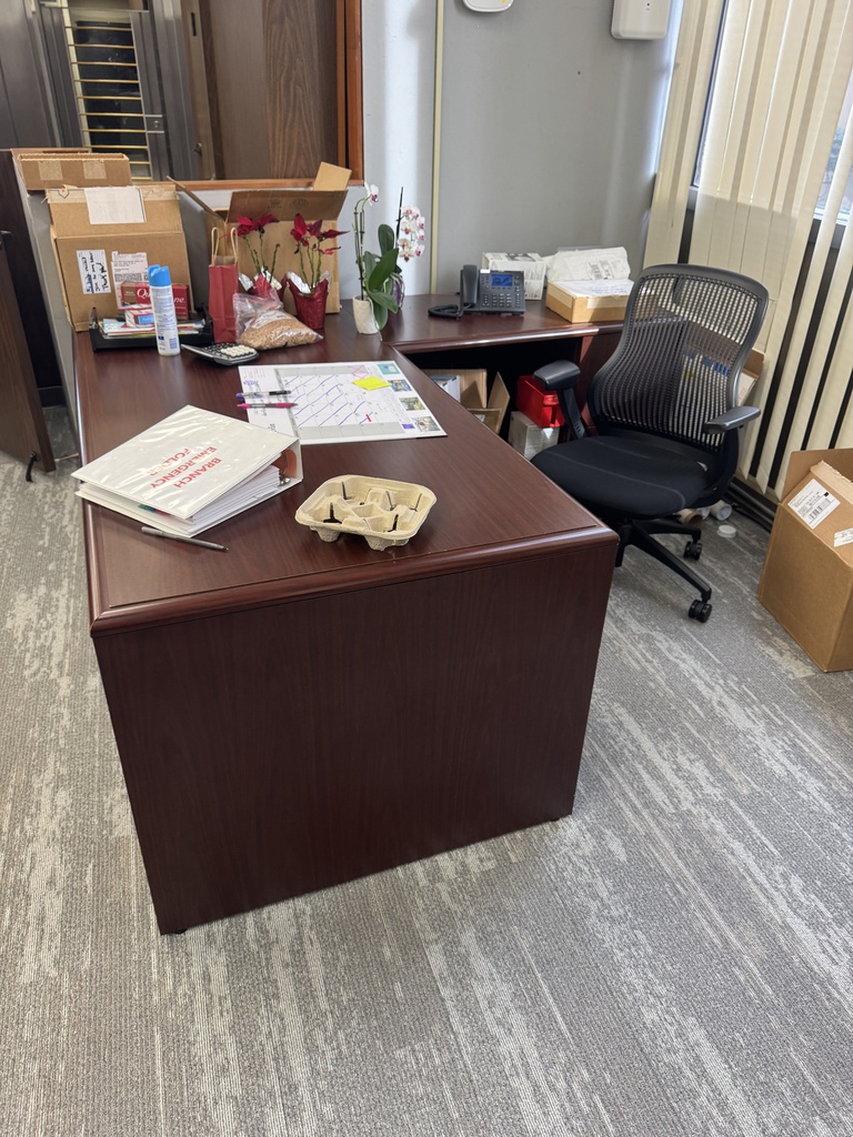 Office Desk (Left)