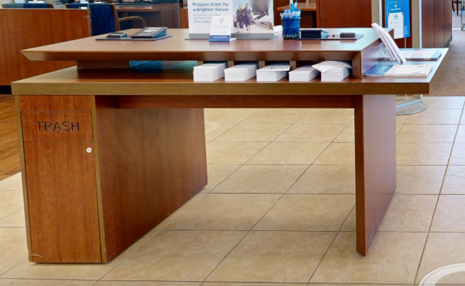 Large cheque desk