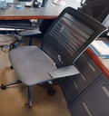 Task chair with arms