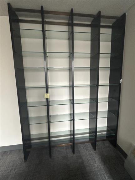 Display with glass shelves
