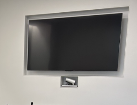 80' Sharp LC-70EQ30U