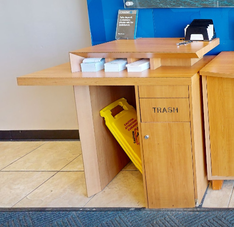 Cheque desk