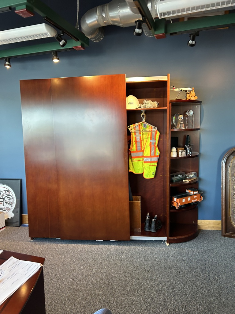 Large display and closet