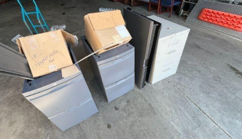 Metal file cabinet 2 draw