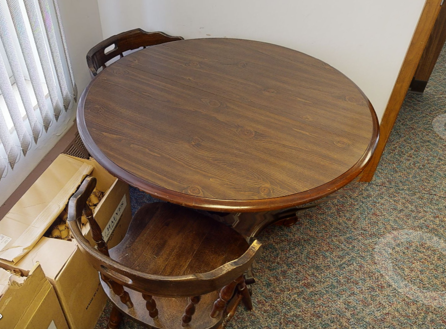 Round Table