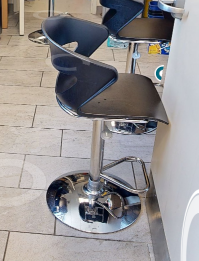 Blk adjustable barstool