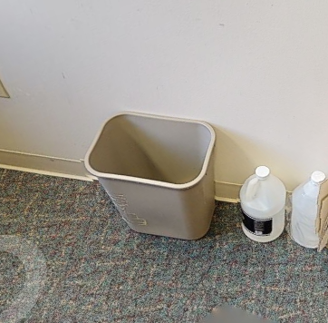 Trash Bin 