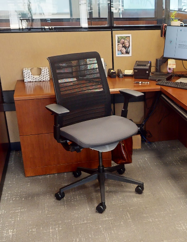 Task chair