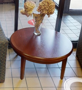 round coffee table