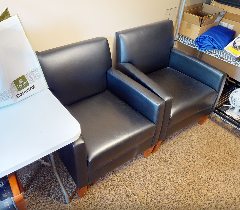 Black lounge Chair