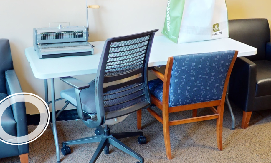 Folding table