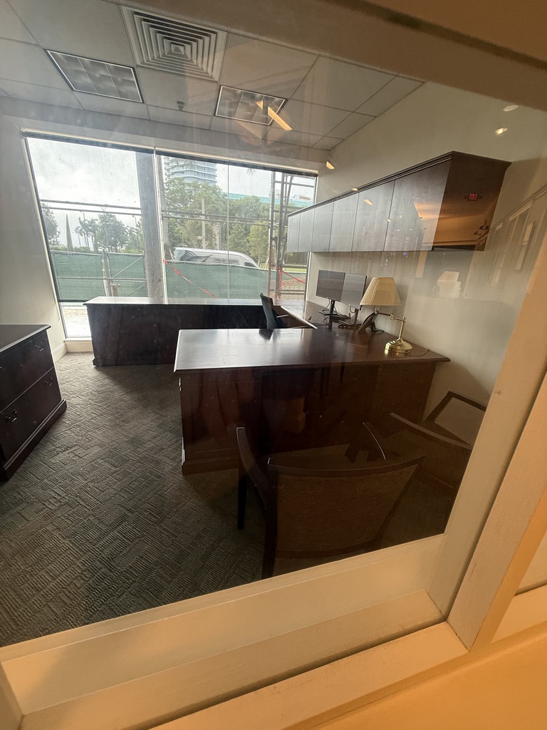 U shape desk - Left