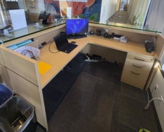 Reception Desk with Right Side Drawers