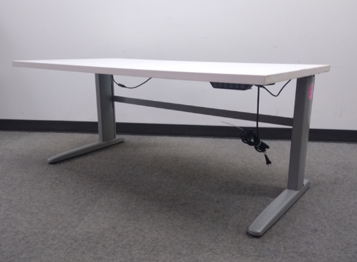 KI Straight 70" Frosty White Elec