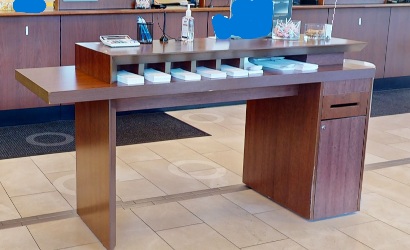Large cheque desk