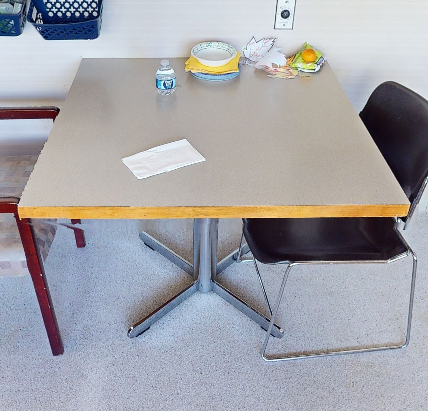 Communal table