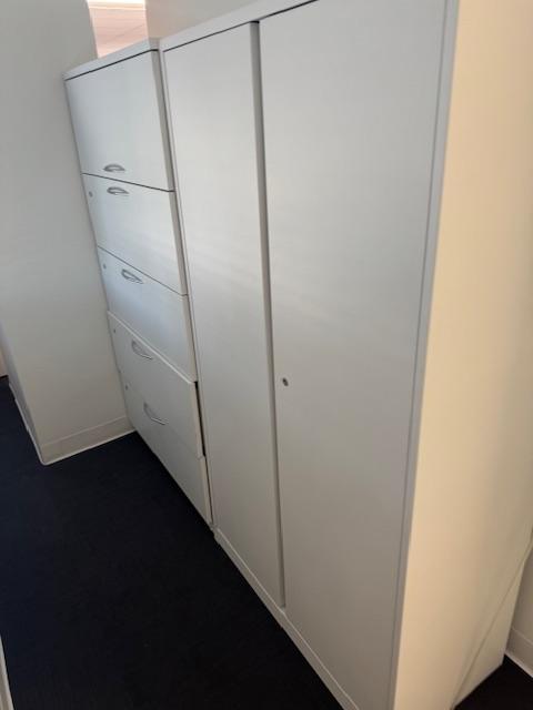 3' STORAGE CABINET