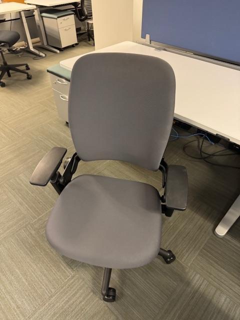 LEAP CHAIR