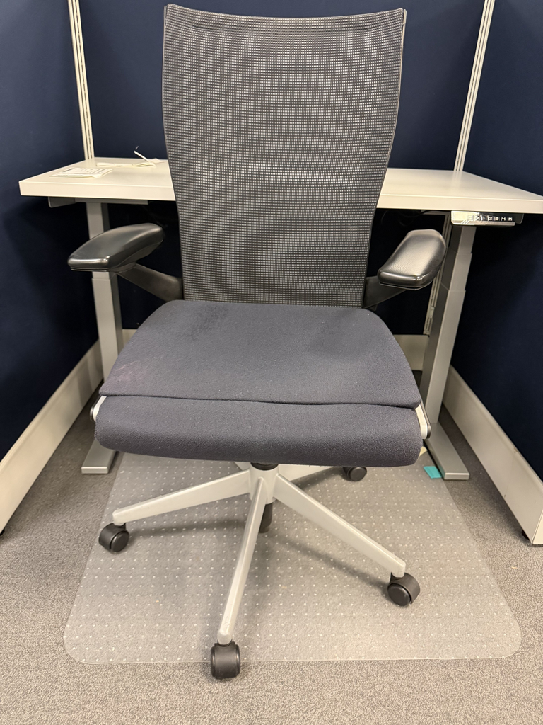 Mesh back task chair with height-adjustable arms