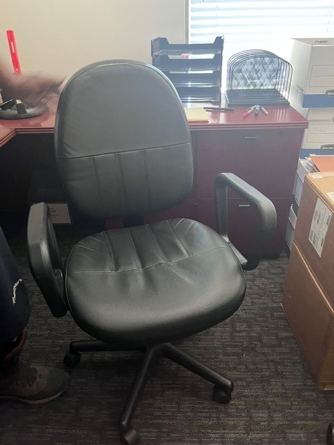 Black round seat task chair