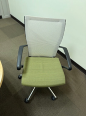GREEN MESH TASK CHAIR