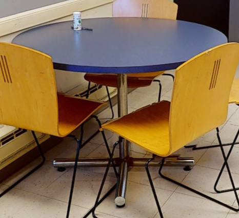 Round break table