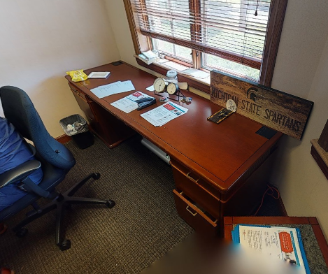 Credenza/Desk