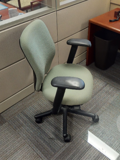 Workstation task chair
