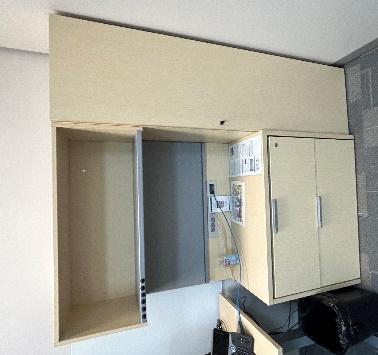 36.5" x 20" x 65" Bookshelf