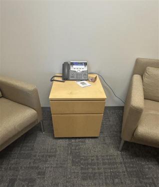 20" x 18.5" x 24" Wooden side table