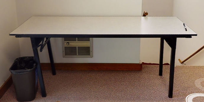 Folding table