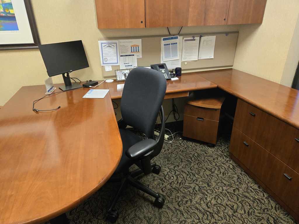 Right ped return with 2 drawer lateral file (RLF18302F)
