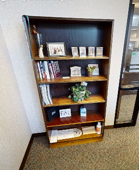 bookcase - 4 shelf