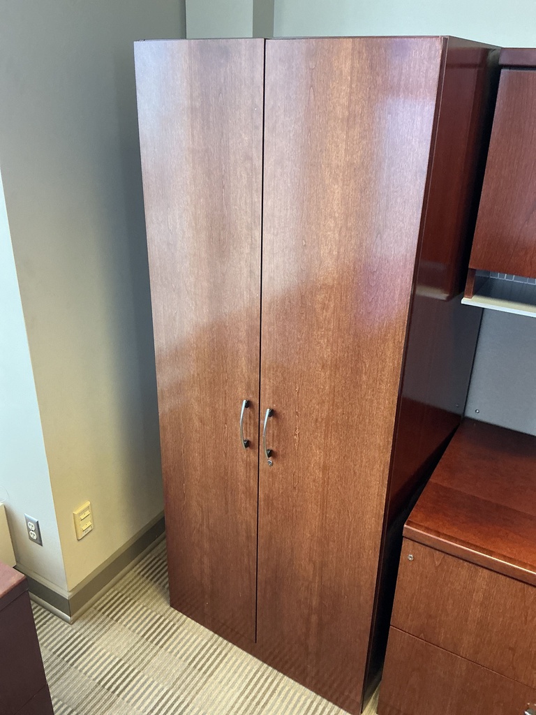 29x24x72 WARDROBE