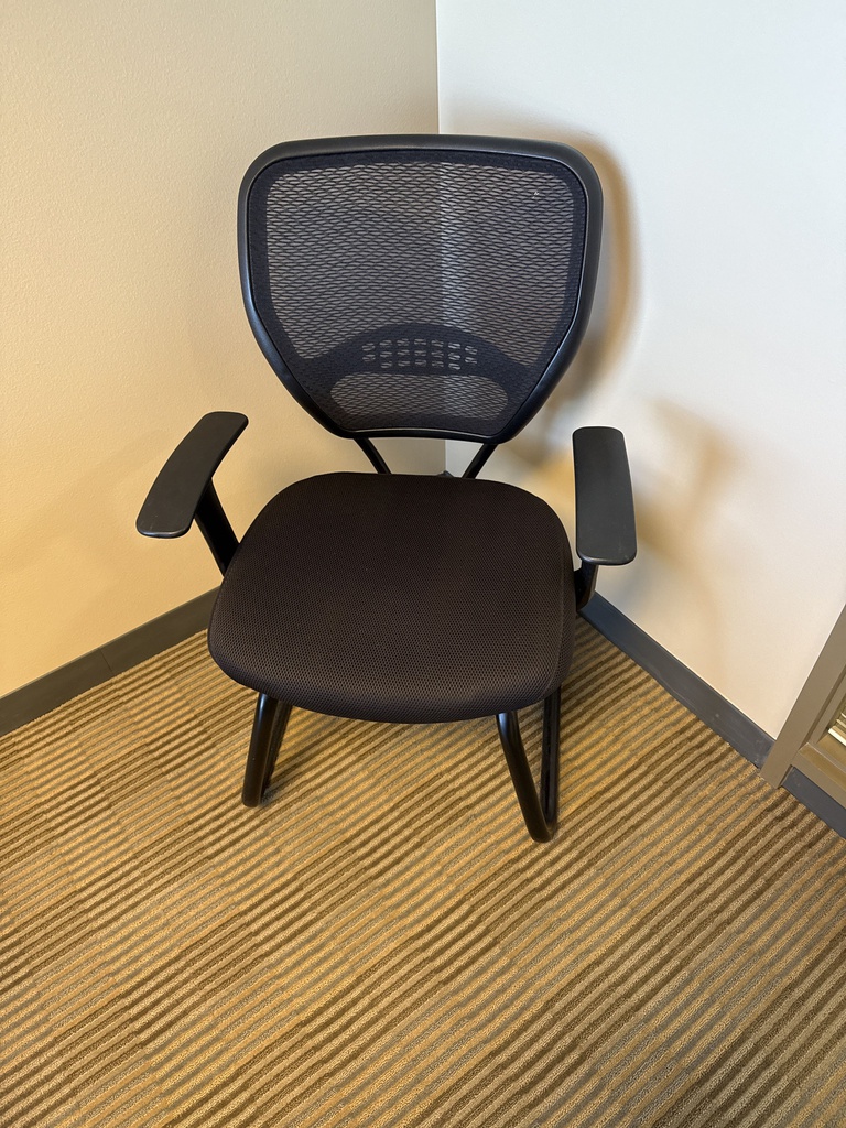 GUEST CHAIR