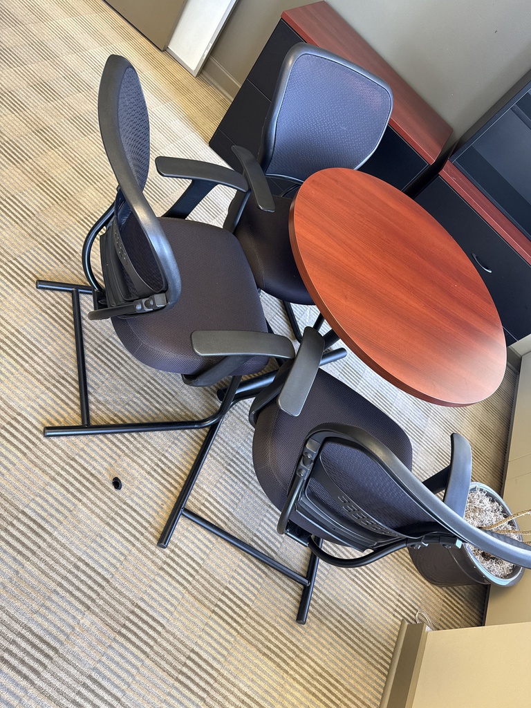 GUEST CHAIRS