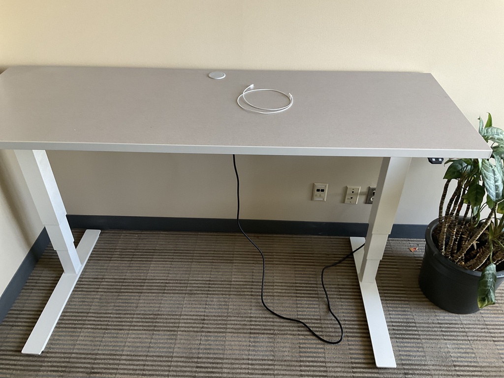 69x24 ADJST. DESK